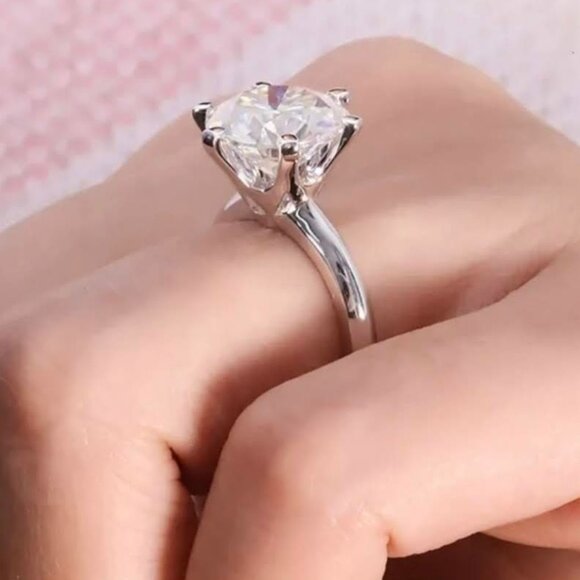 New 3 carat Round Brilliant Cut Solitaire Engagement Ring - Picture 1 of 15
